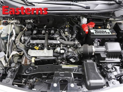 Used 2020 Nissan Versa SR w/ Convenience Package image 7