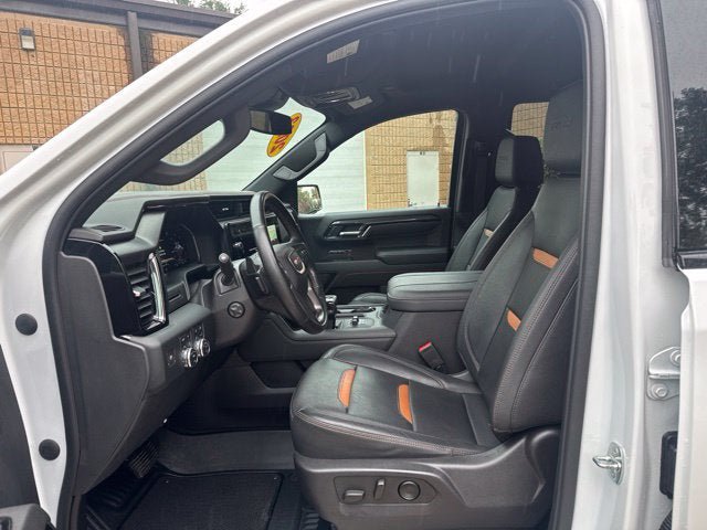 Used 2023 GMC Sierra 1500 AT4 AWD/4WD image 10