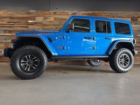 Used 2025 Jeep Wrangler Unlimited Rubicon image 22