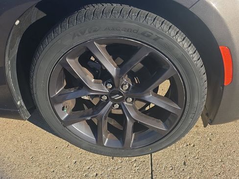 Used 2019 Dodge Charger SXT image 47