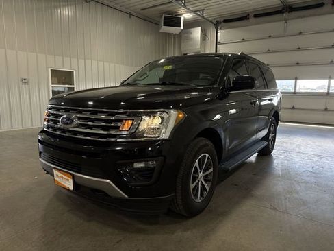 Used 2019 Ford Expedition XLT AWD/4WD image 4