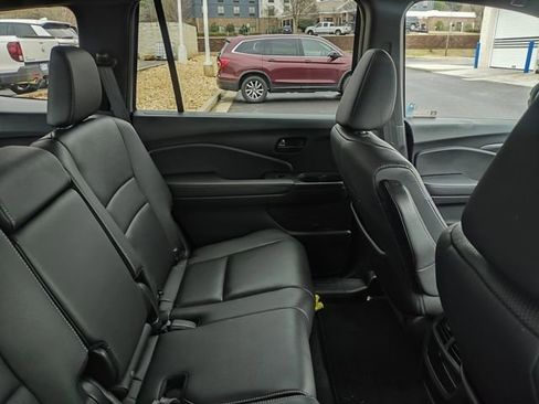 Used 2023 Honda Passport EX-L image 8