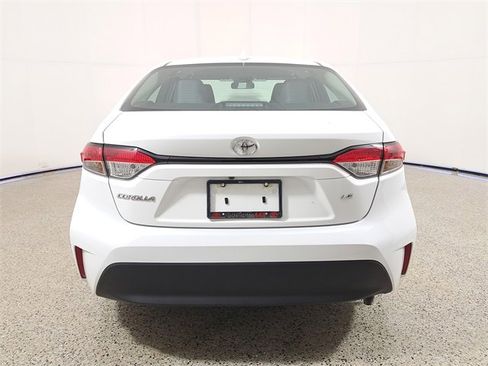 Used 2025 Toyota Corolla LE image 6