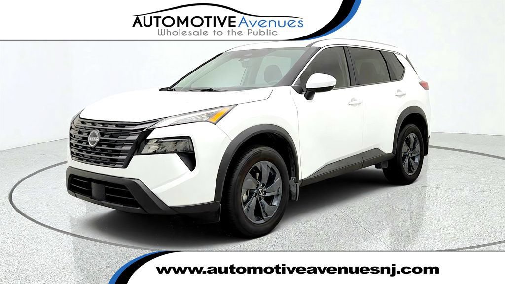 Used 2026 Nissan Rogue SV FWD image 1