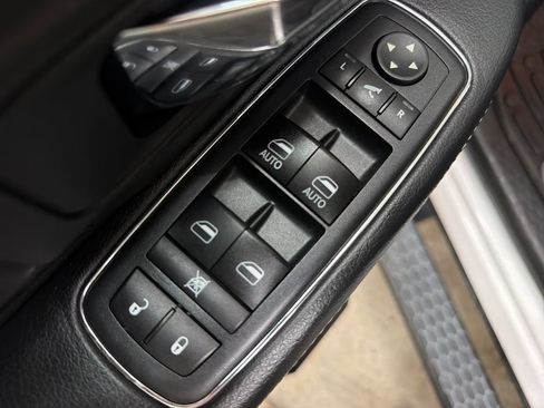Used 2017 RAM 1500 Rebel w/ Luxury Group AWD/4WD image 17