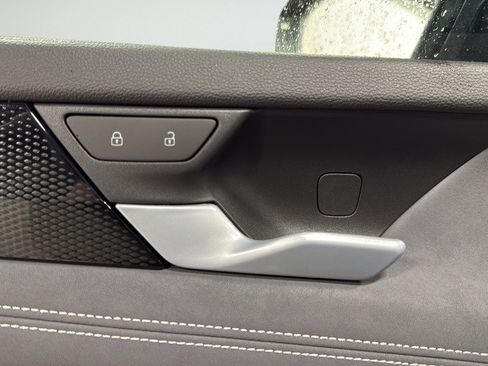 New 2026 Volkswagen Tiguan SE image 16