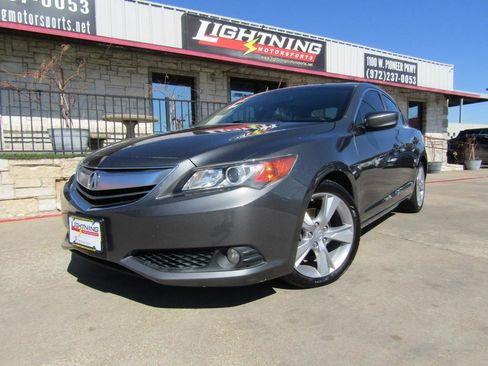 Used 2013 Acura ILX w/ Technology Package image 1