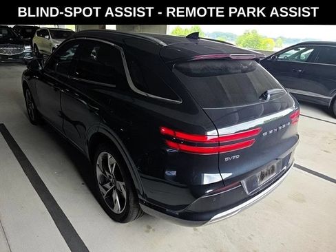 Used 2025 Genesis Electrified GV70 AWD/4WD image 3