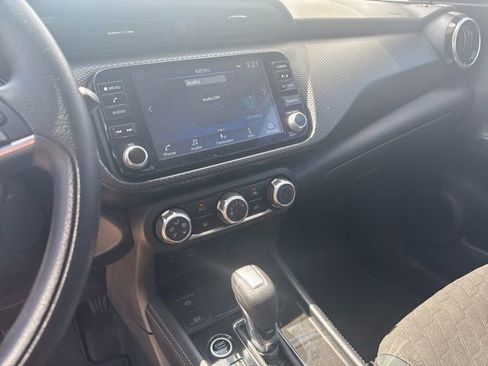 Used 2024 Nissan Kicks SV w/ Interior Electronics Package FWD image 17