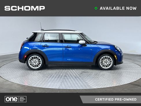 Used 2026 MINI Cooper 4-Door Hardtop FWD image 1