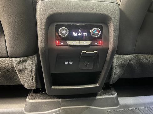 New 2026 Chevrolet Traverse RS w/ LPO, Floor Liner Package AWD/4WD image 76