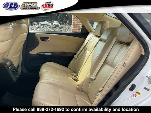 Used 2013 Toyota Avalon Limited image 13