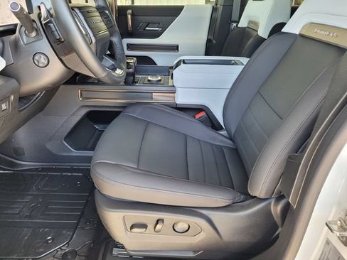 Used 2025 GMC Hummer EV 2X AWD/4WD image 17