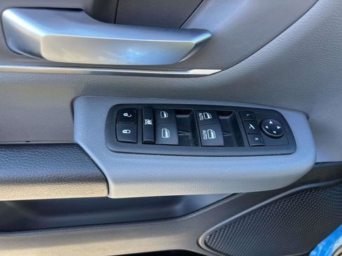 Certified 2022 RAM 1500 Big Horn image 17