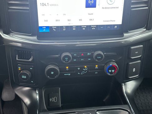 Used 2025 Ford F150 STX w/ Equipment Group 200A image 29