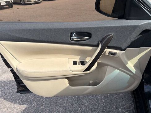Used 2014 Nissan Maxima 3.5 SV w/ Premium Package FWD image 12