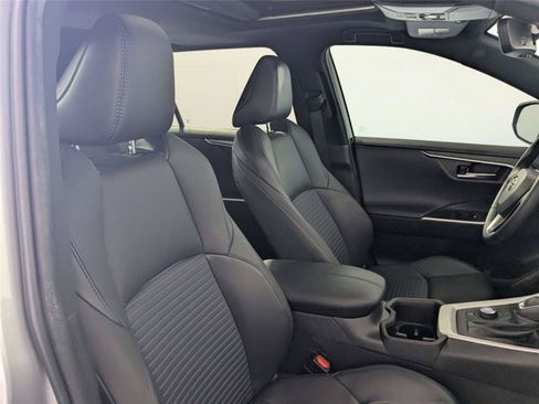 Certified 2022 Toyota RAV4 XSE AWD/4WD image 35