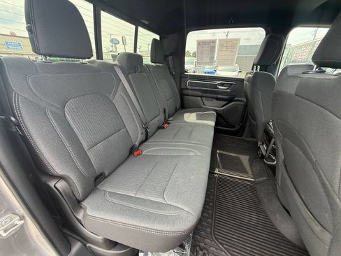 Used 2022 RAM 1500 Big Horn AWD/4WD image 31