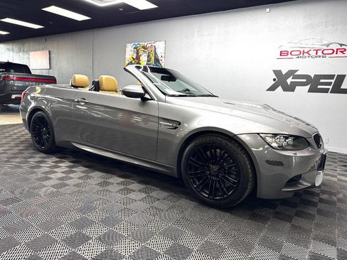 Used 2011 BMW M3 Convertible image 3