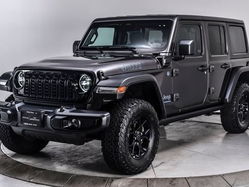 Used 2025 Jeep Wrangler Unlimited Sport S 4xe AWD/4WD image 2