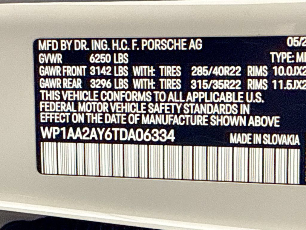 Used 2026 Porsche Cayenne AWD/4WD image 35