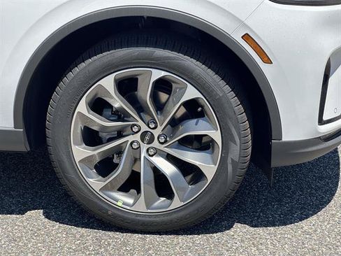 New 2026 Lincoln Aviator Reserve AWD/4WD image 27