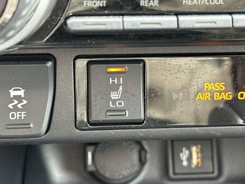 Used 2025 Toyota RAV4 XLE Premium w/ Weather Package AWD/4WD image 22