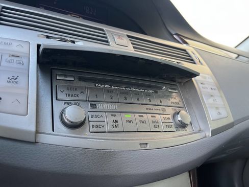 Used 2008 Toyota Avalon XLS image 24