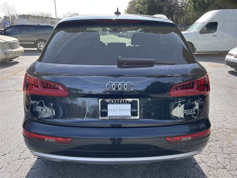 Used 2018 Audi Q5 2.0T Premium Plus w/ Premium Plus Package image 4