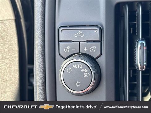 New 2026 Chevrolet Silverado 1500 Custom w/ LPO, Dark Essentials Package image 24