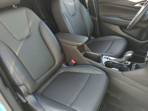 Used 2025 Buick Encore GX Sport Touring w/ Advanced Technology Package image 25