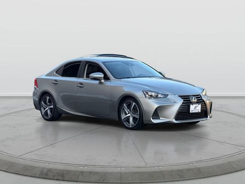 Used 2018 Lexus IS 300 AWD w/ Comfort Package image 1