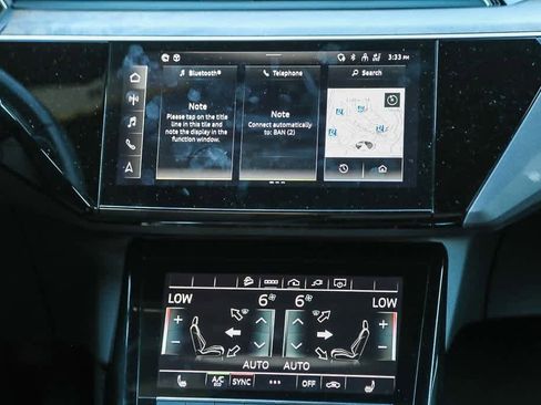 Used 2022 Audi e-tron Premium w/ Convenience Plus Package image 13