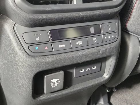 Used 2024 Honda Passport Black Edition image 10