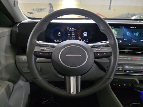 Used 2024 Hyundai Kona SEL FWD image 29