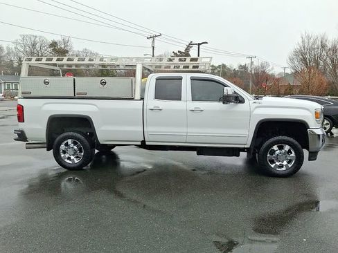 Used 2016 GMC Sierra 2500 SLE w/ SLE Preferred Package image 10