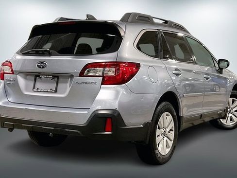 Used 2018 Subaru Outback 2.5i Premium image 13