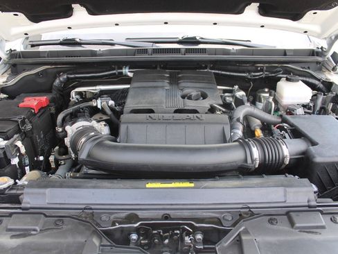 Used 2023 Nissan Frontier SV w/ SV Convenience Package AWD/4WD image 4