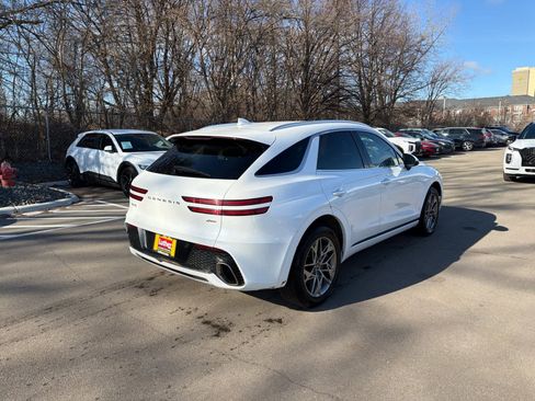Used 2025 Genesis GV70 2.5T image 2