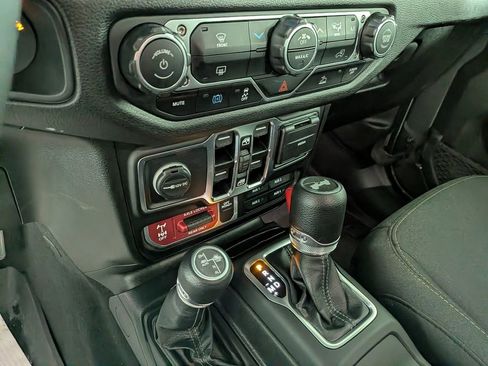 Certified 2025 Jeep Wrangler Unlimited Sport S 4xe image 26