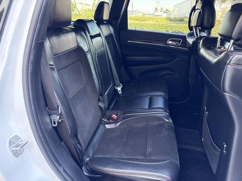 Used 2017 Jeep Grand Cherokee Trailhawk w/ Trailhawk Luxury Group image 17