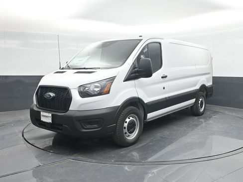 New 2025 Ford Transit 150 Low Roof image 30
