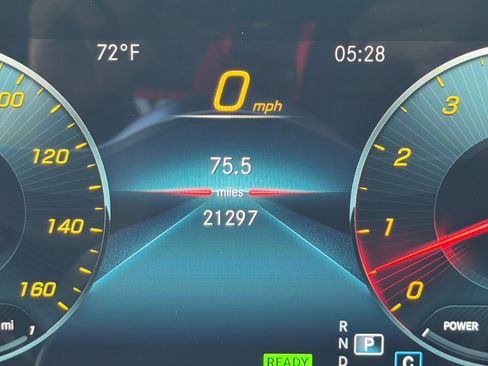 Used 2022 Mercedes-Benz GLS 450 4MATIC image 25