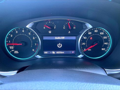 Used 2023 Chevrolet Traverse RS AWD/4WD image 13