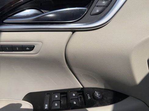 Used 2016 Cadillac XTS Luxury w/ Driver Awareness Package image 30