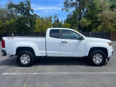 Used 2016 Chevrolet Colorado W/T w/ WT Convenience Package AWD/4WD image 4