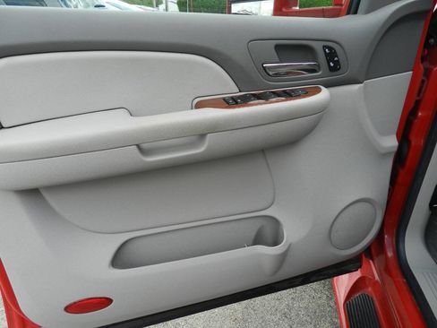 Used 2008 GMC Sierra 3500 SLT w/ Convenience Package image 16