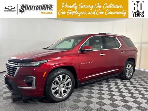 Used 2023 Chevrolet Traverse Premier w/ LPO, Floor Liner Package AWD/4WD image 1