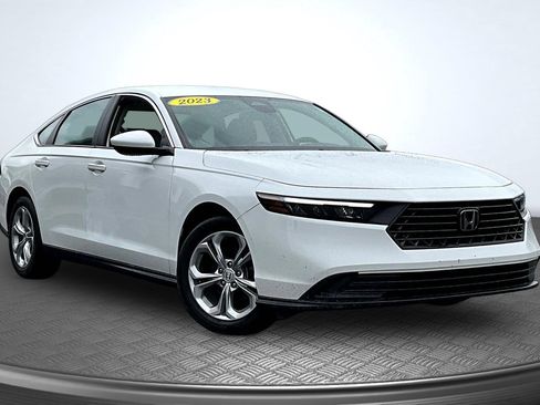Used 2023 Honda Accord LX image 3