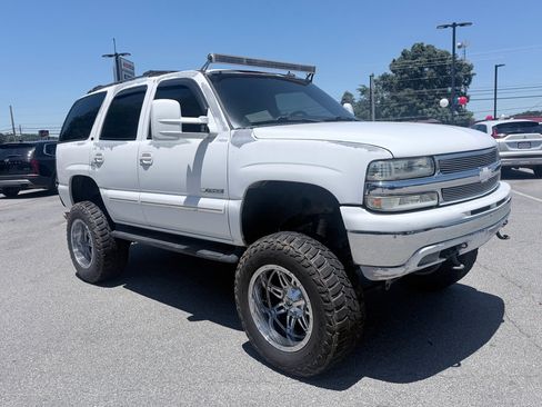 Used 2003 Chevrolet Tahoe LT RWD image 2
